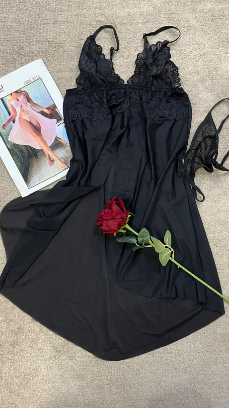 لباس خواب جلو باز حریر و گیپور مدل “Black Rose”