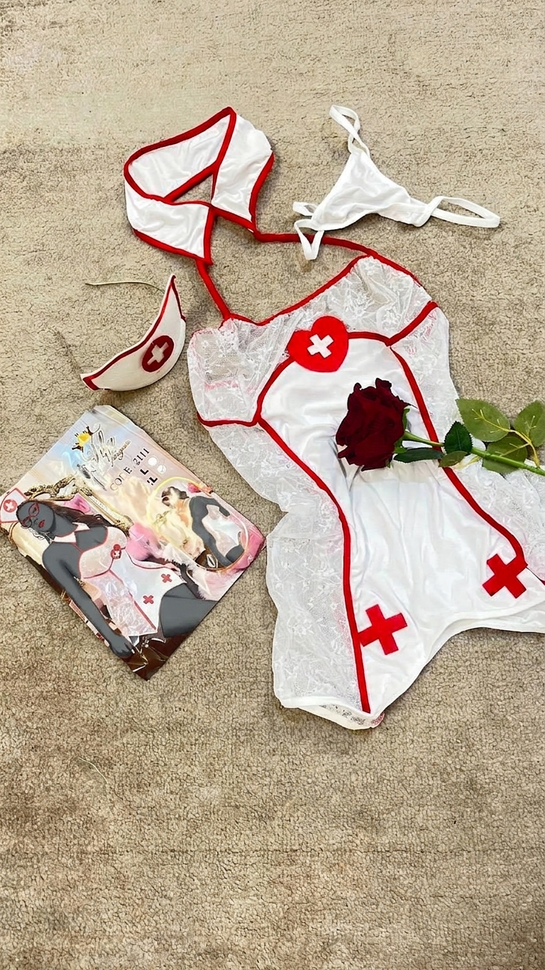 کاستوم زنانه پرستاری مدل لیس (Lace)